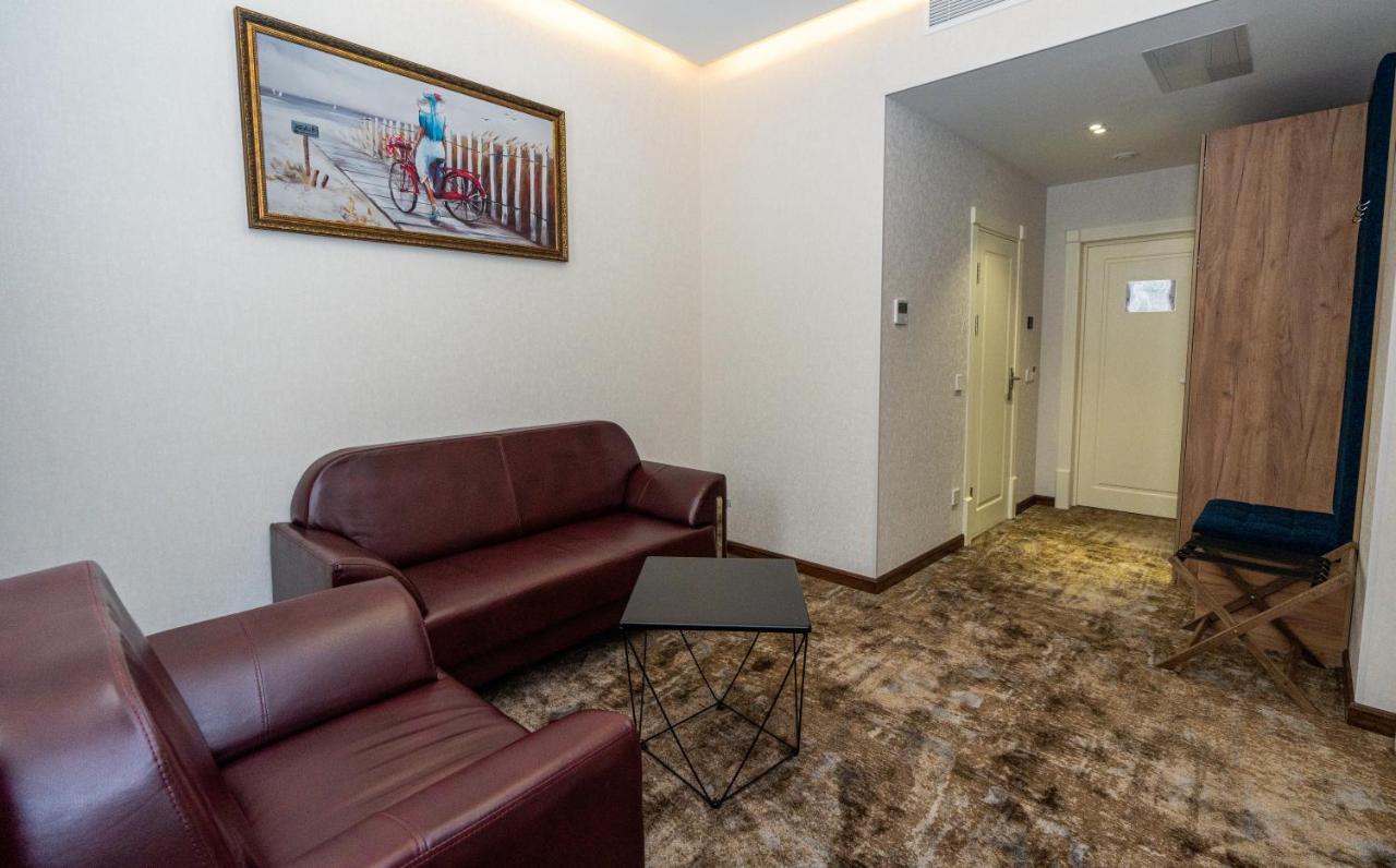Garnet Mir Hotel Ташкент Экстерьер фото