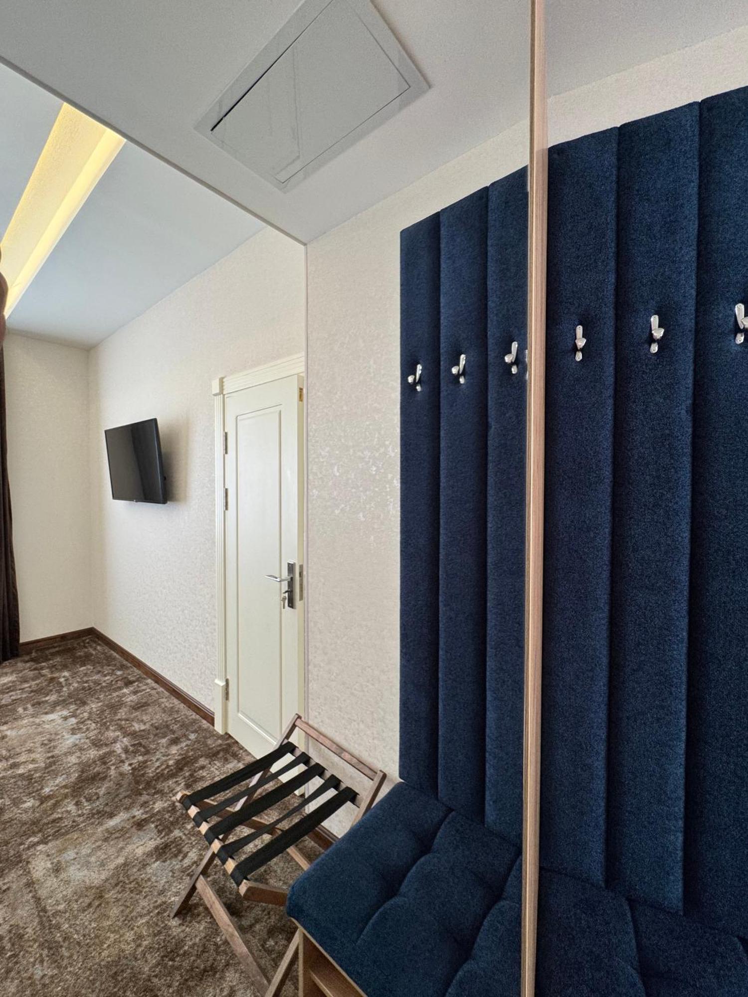 Garnet Mir Hotel Ташкент Экстерьер фото