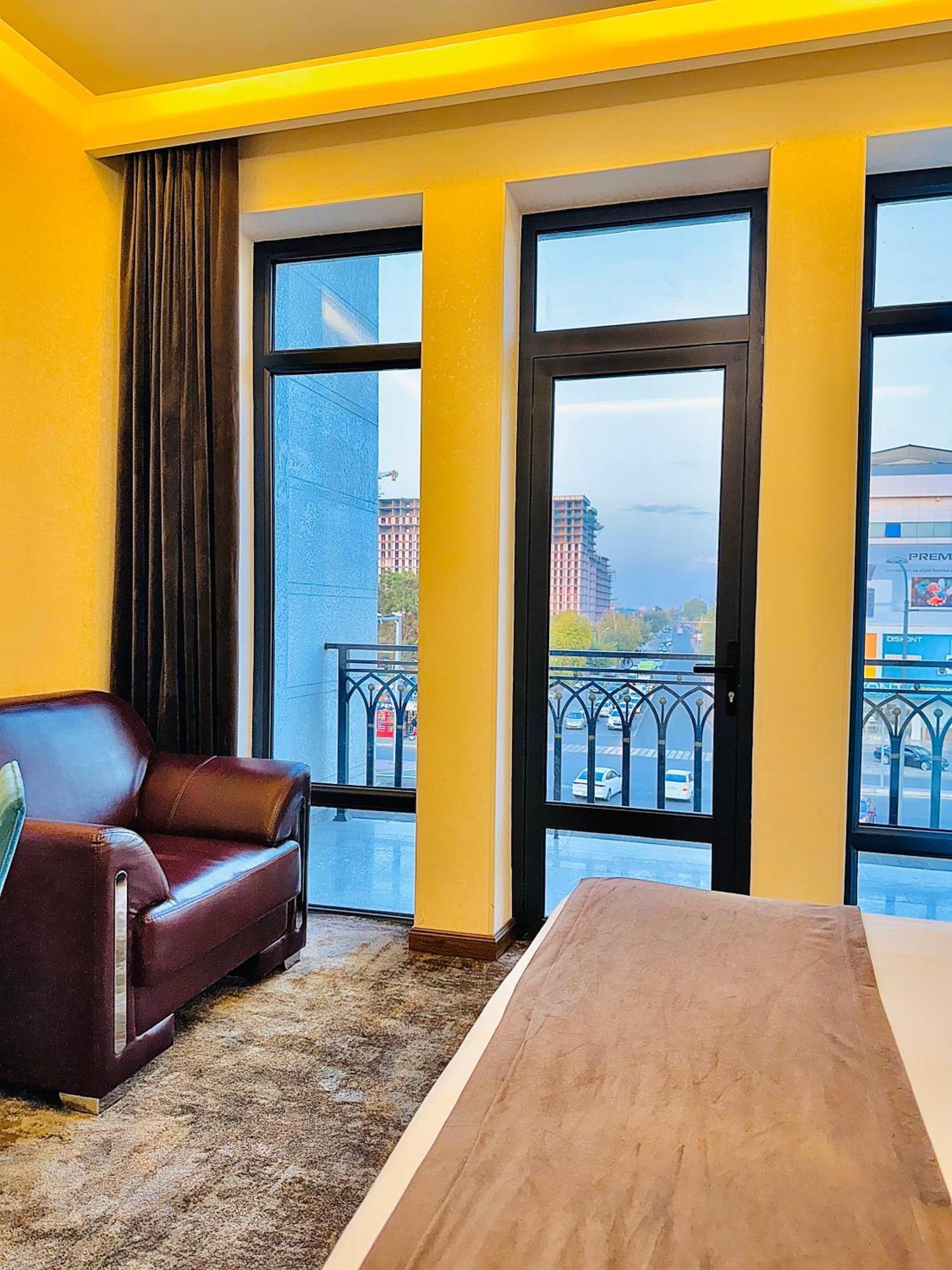 Garnet Mir Hotel Ташкент Экстерьер фото