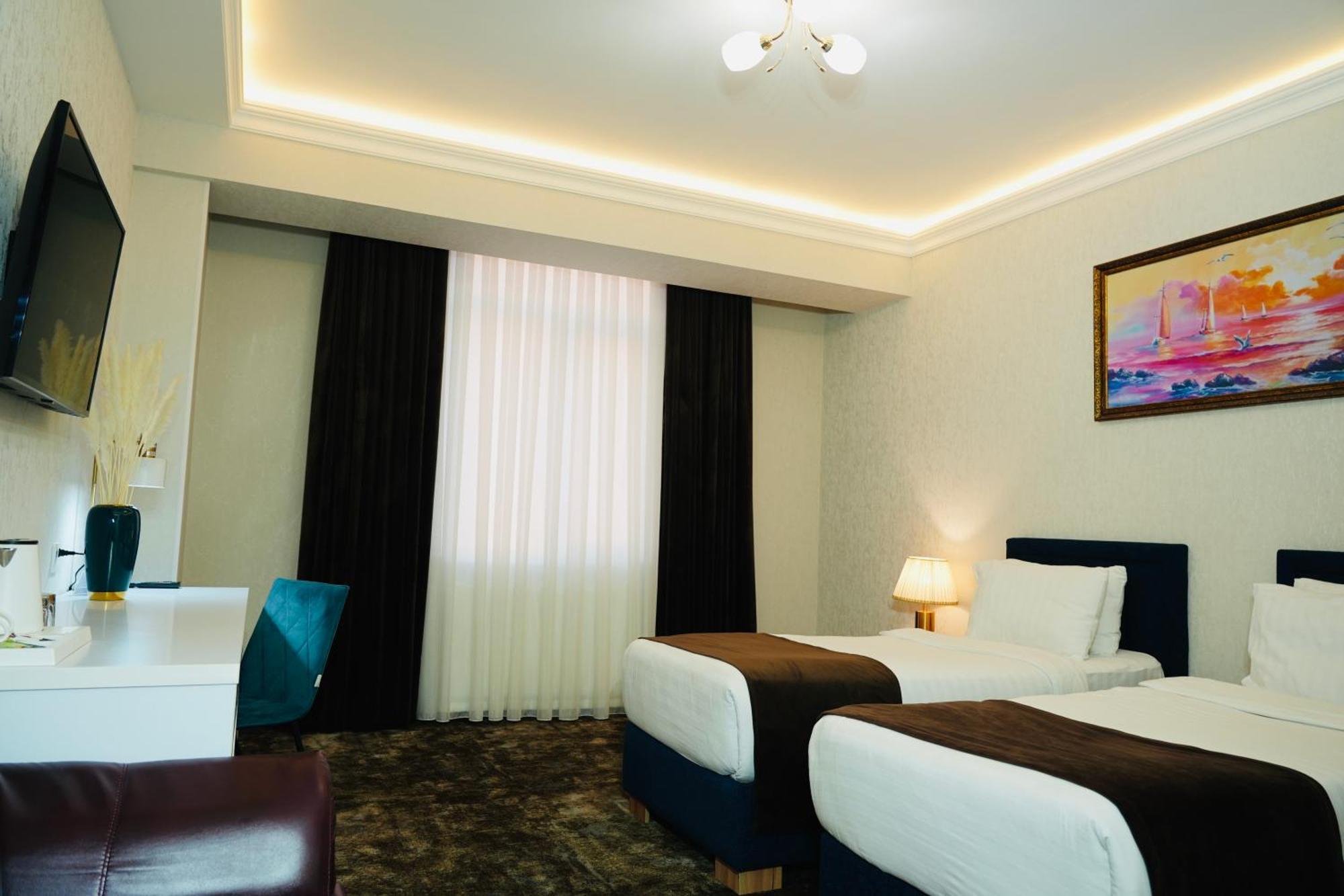 Garnet Mir Hotel Ташкент Экстерьер фото