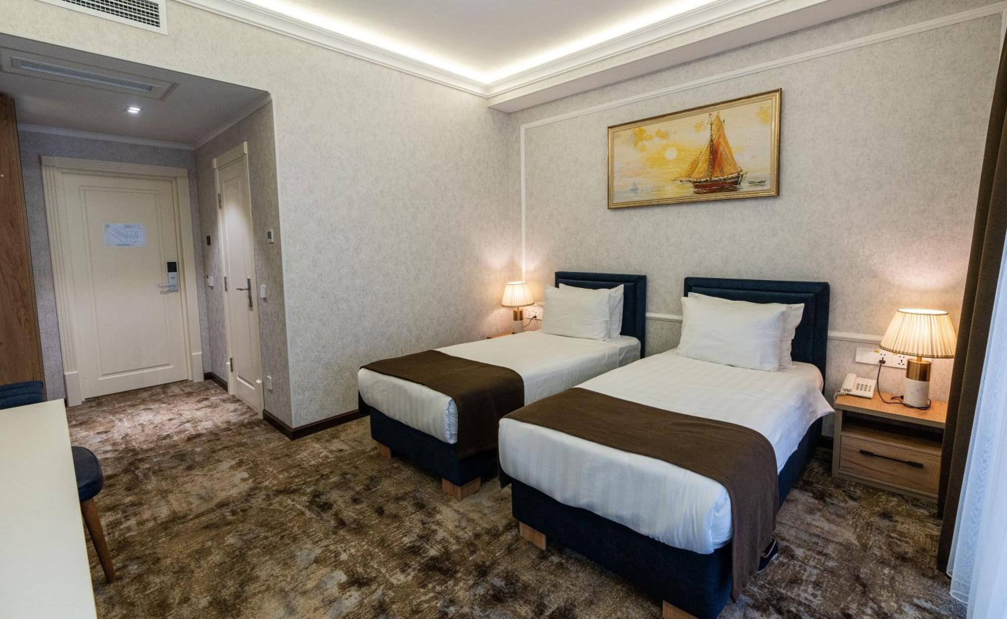 Garnet Mir Hotel Ташкент Экстерьер фото